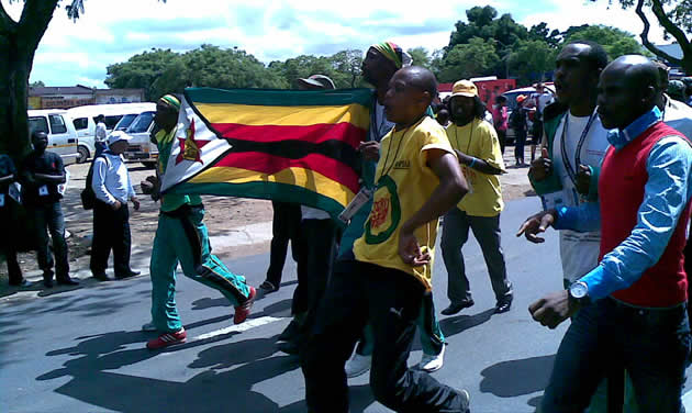EDITORIAL COMMENT: Time Zanu-PF offloads excess baggage