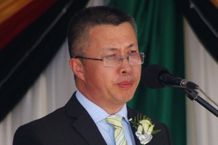 China yotsigira kurima muZim