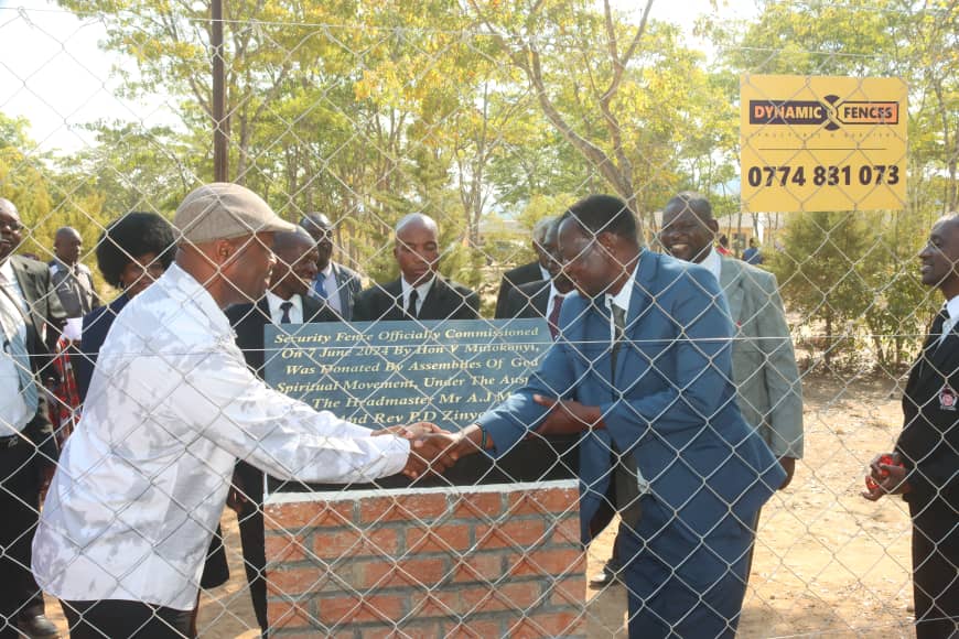 Church hailed for fencing school