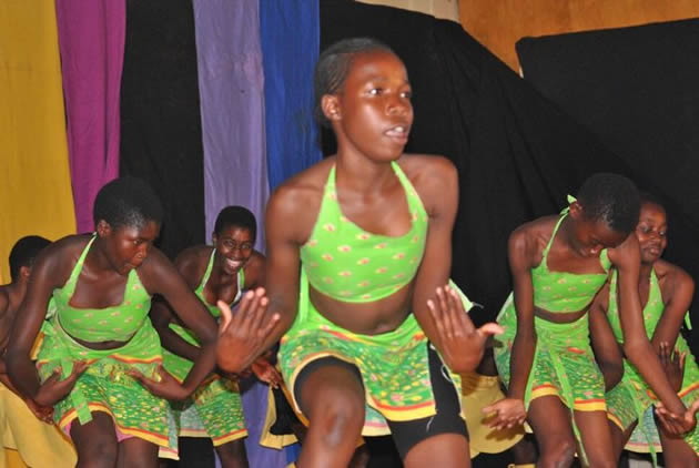 At Bindura SOS children’s village children are taking arts to the next level and getting paid for it