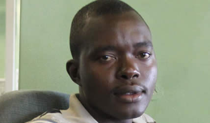 Byo cop breaks into sungura