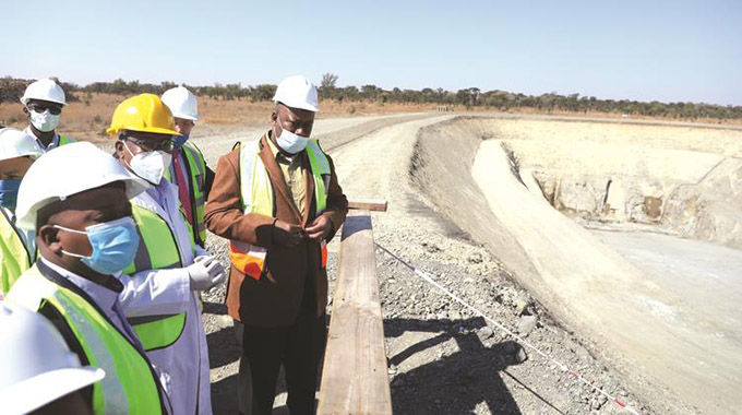 New platinum mine on schedule