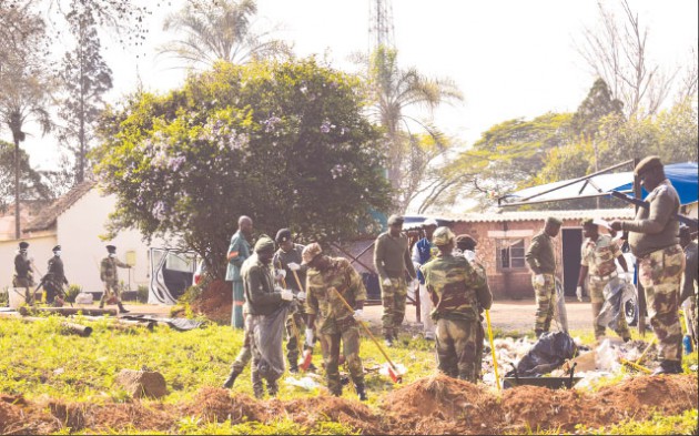 Soldiers from 3.3 Reserve Force Battalion in Chipinge yesterday embarked on a clean-up of the town’s streets as part of the Zimbabwe Defence Forces community assistance Programme. 