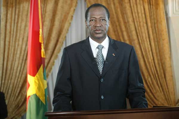 Blaise Compaore resigns, army chief takes over in Burkina Faso