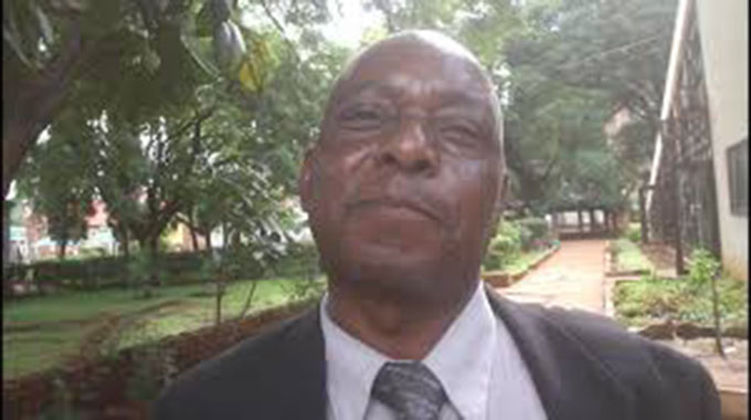 Residents hail council arrests