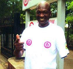Zimpapers employee gets donation