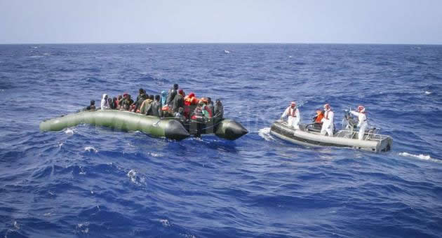 Nearly 1 000 migrants rescued off Italy