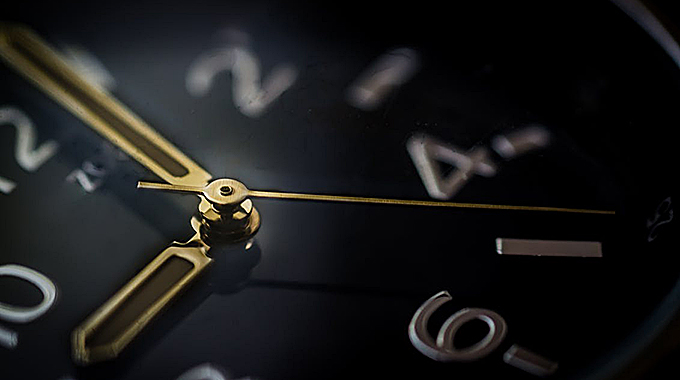 De-constructing the knowledge of time
