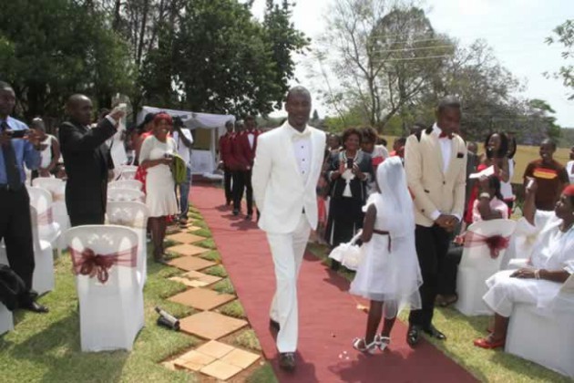 Our groom of the week is Rangarirai Shonge who married Yeukai in Newlands