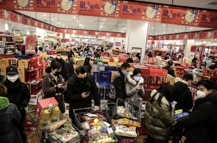 How does China combat coronavirus: Fresh vegetables for over 10 million people in Wuhan