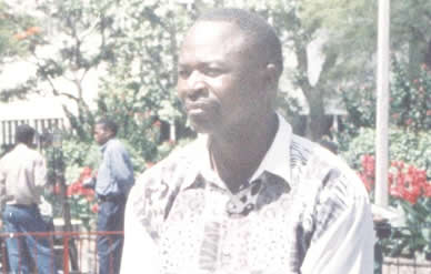 Jonah Moyo takes act to Hifa