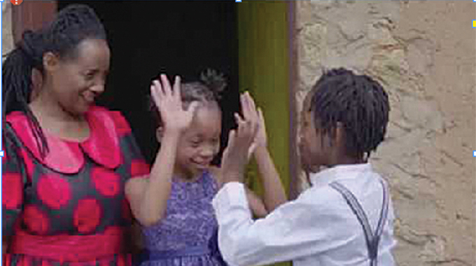 Jah Prayzah’s childish ‘Kumahumbwe’ video