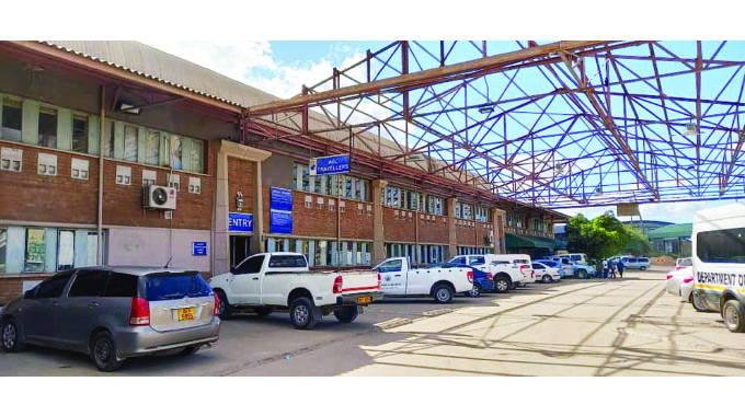 Vaccinated travellers start accessing land borders