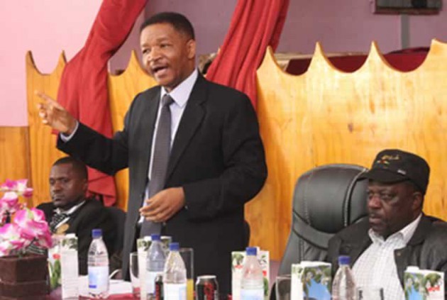 Minister of State for Mashonaland East Provincial Affairs Cde Joel Biggie Matiza, flanked by Minister of Industry and Commerce Mike Bimha (right) and Chief Musarurwa, during a meeting in Chivhu on Monday