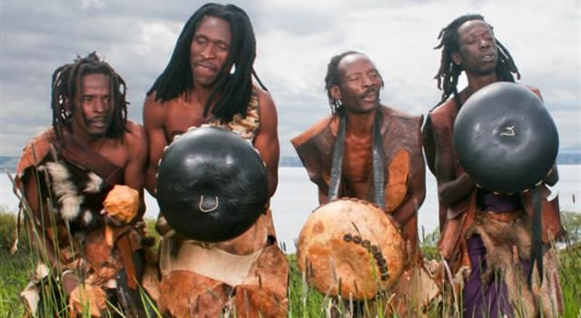 Mawungira returns to Book Cafe