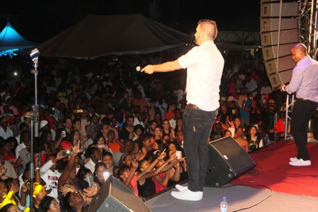 J Something on stage and some of the lucky fans who won prizes at the show at Old Georgians on Saturday. Picture by Innocent Makawa