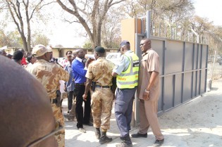"Concerned Caprivians" were prevented from entering the premises of the Governor by police and soldiers.-New Era