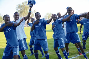 DeMbare take pole position