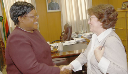 ICG distances self from Crisis in Zimbabwe