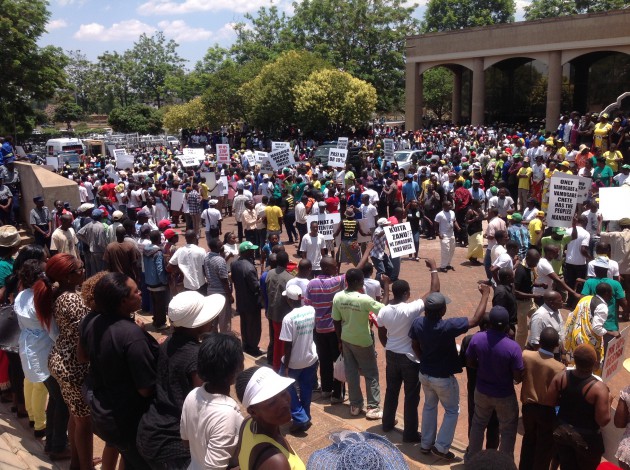 Scenes outside Zanu PF HQ. (Pic by Lloyd Gumbo)