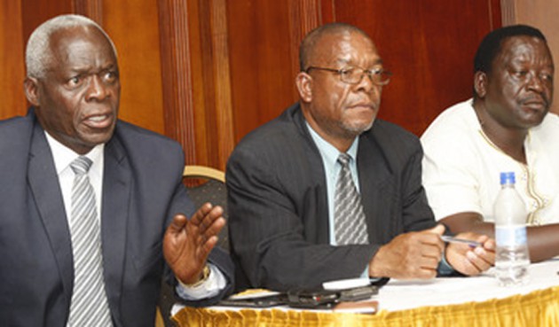 War veterans elders Cdes George Mlala (left), Patrick Nyaruwata and Victor Matemadanda announce the expulsion of Zimbabwe National Liberation War Veterans Association leader Cde Jabulani Sibanda at a Press conference in Harare yesterday