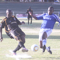 Black Mambas edge Zim Saints
