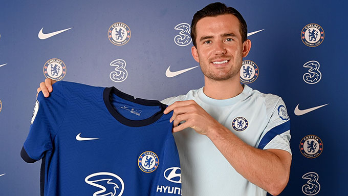 Chelsea complete Chilwell signing