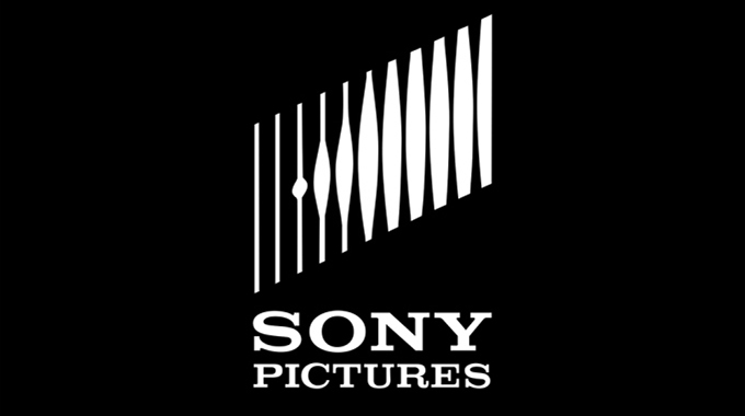 Sony delays movie débuts