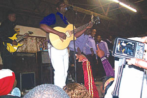 Sulu rocks Karoi