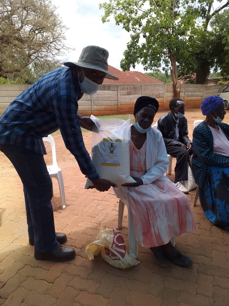 Vakwegura vakabatsirwa neupfu
