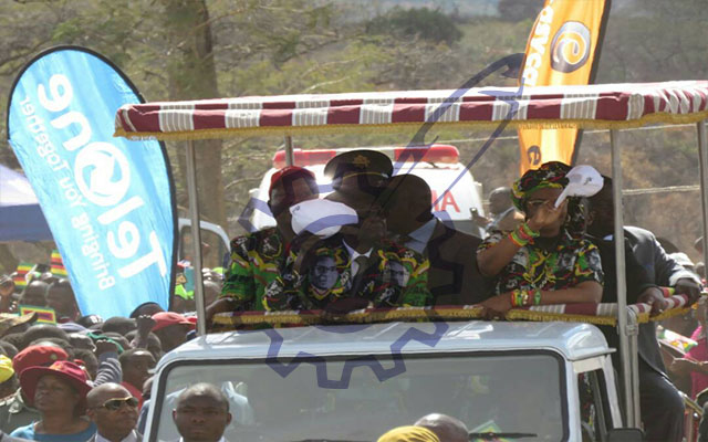 President Mugabe accompanied by the First Lady Dr Grace Mugabe meeting thousands who have converged at CUT campus grounds to attend the fifth Presidential Youth Interface Rally. 