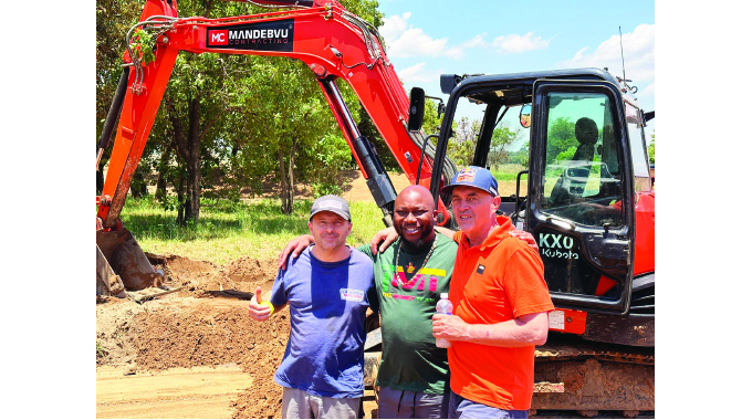 Thixton welcomes overseas Moto-X riders