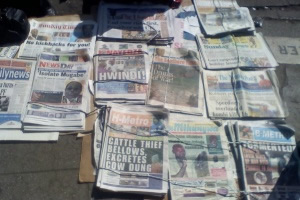 Daily newspapers’ readership drops