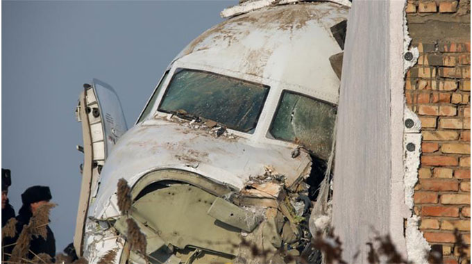 Two Airforce of Zimbabwe pilots killed in plane crash