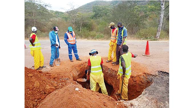 Government suspends all road projects in Midlands