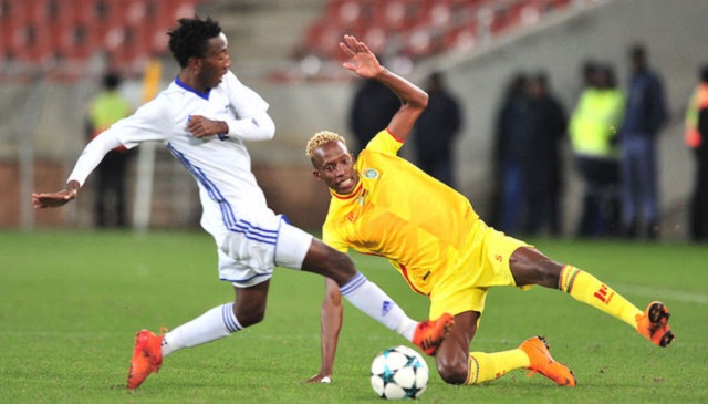 Golden Arrows sign Divine Lunga
