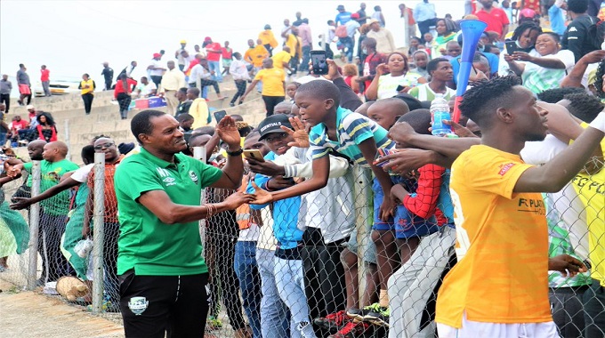FC Platinum salute fans
