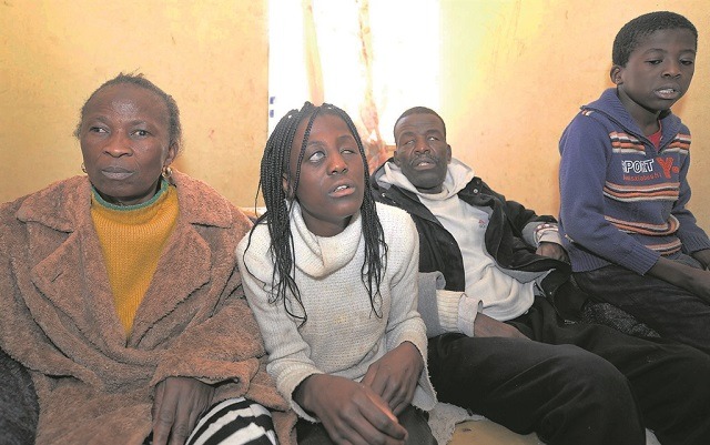 Imuli yonke iphenduka iziphofu