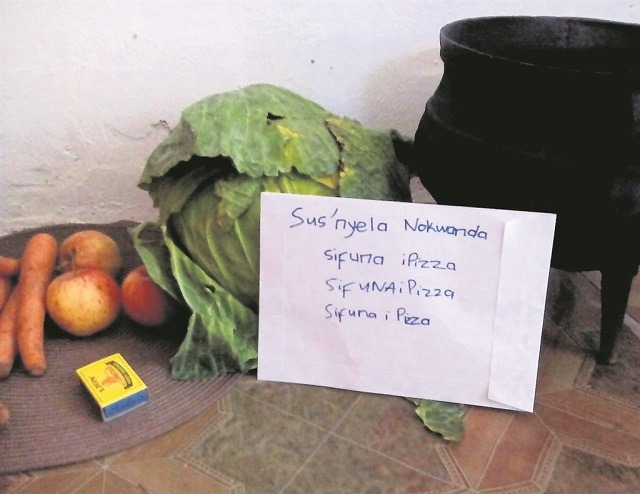 Isimanga ngamadlozi afuna i-pizza!