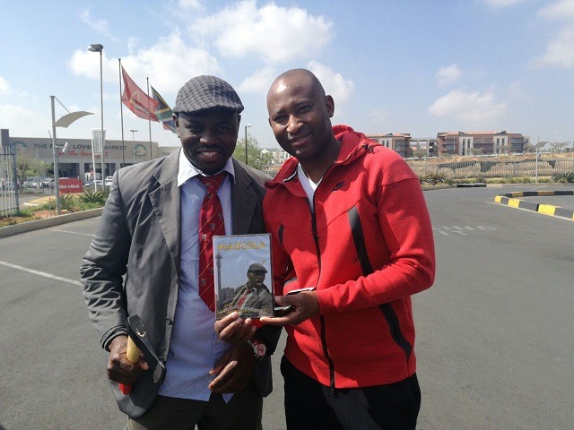 Ngqwa loDlamudlamu umdlali ongumculi