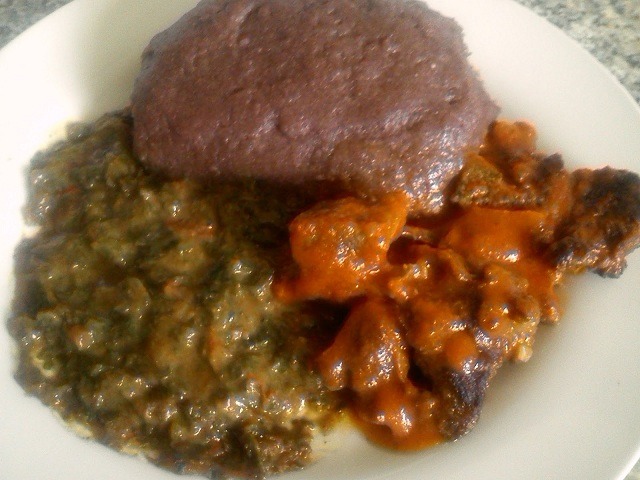 Pheka loMaMoyo: Pheka ukudla kwesintu