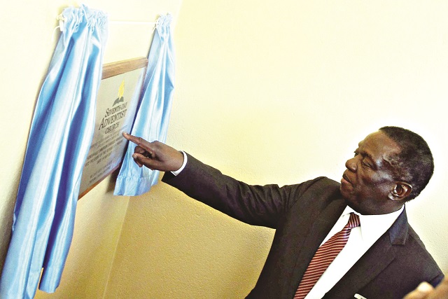 VP Mnangagwa reading the SDA plaque on the refurbished ward at Masvingo General Hospital during a tour of structure