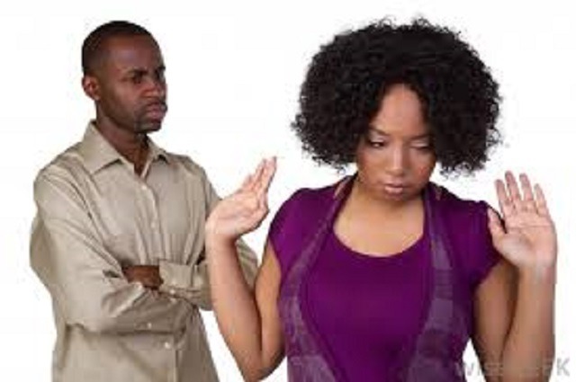 Inhlupho zalamuhla: Ukholwa sekutheni umfazi lo?