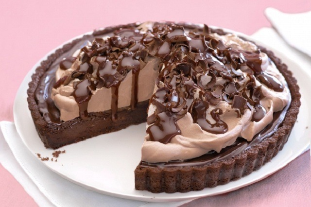 Pheka loMaMoyo: CHOCOLATE PIE/ DESSERT
