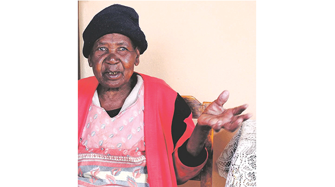 ‘KAZIHLALE ZIVALIWE IZIKOLO’ …bangabuyela abantwana siyafa