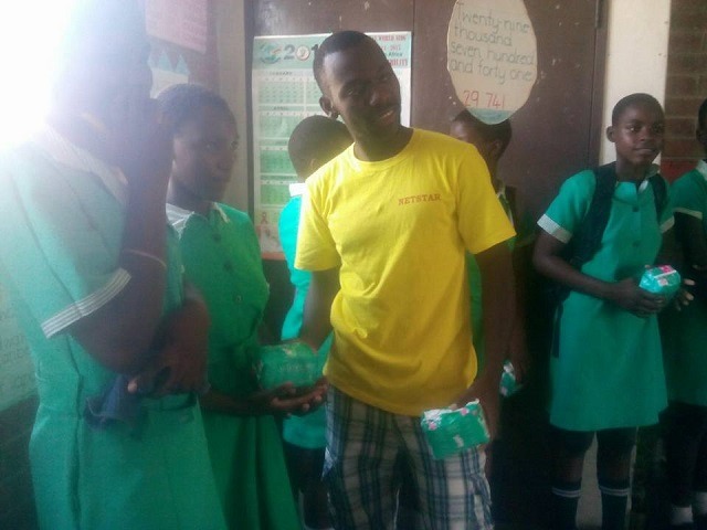 Intsha yeHwange iqakathekisa ukufunda kwamantombazana
