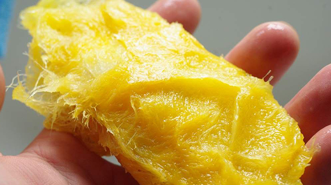 Child chokes on mango seed