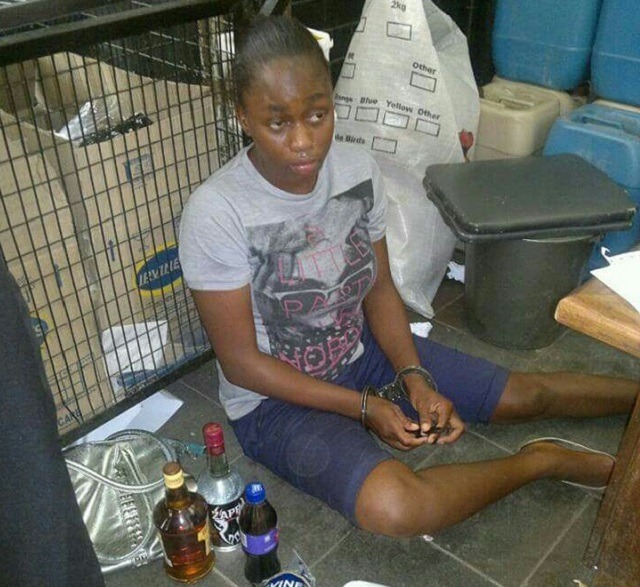 ‘Umarobane’ ubanjwe etshontsha utshwala esitolo