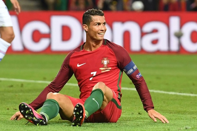 Chile out to curb goal-king Ronaldo