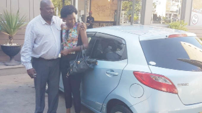 Selmor Mtukudzi gets car
